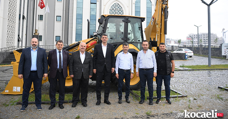 KARTEPE’NİN ARAÇ FİLOSUNA YENİ 4X4 KEPÇE