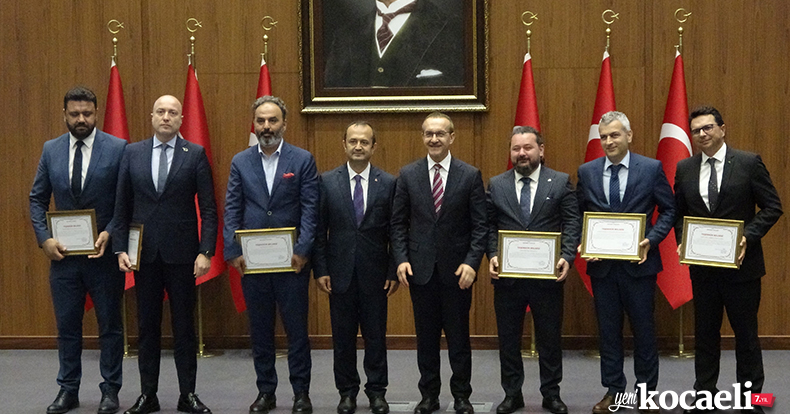 Vali Yavuz'dan ÖNEM ve Gönülden Gönüle projesi bağışçılarına teşekkür belgesi