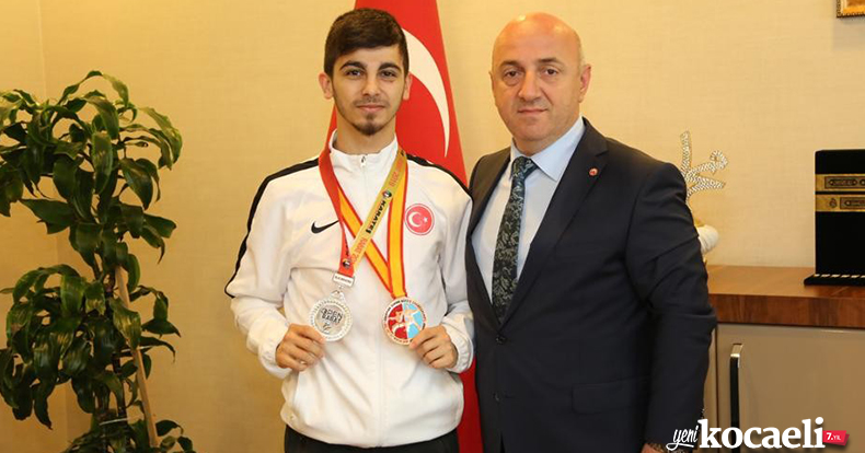 Eray Şamdan Cezayir'de madalya kazandı