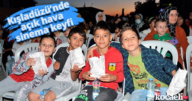 Kışladüzü’nde açık hava sinema keyfi