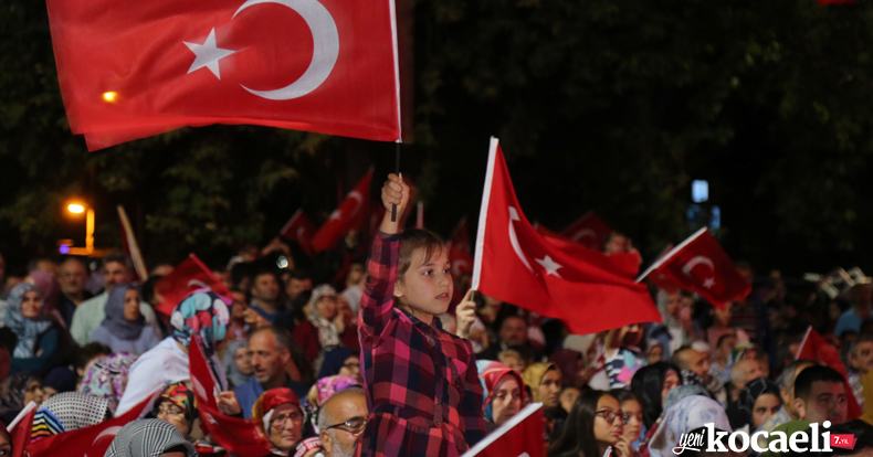 GÖLCÜK 15 TEMMUZ'DA ANITPARK'TA TEK YÜREK OLACAK
