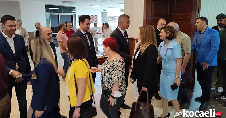 GÖLCÜK KENT BAYRAMLAŞMASI GERÇEKLEŞTİRİLDİ