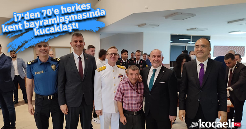 7'den 70'e herkes kent bayramlaşmasında kucaklaştı