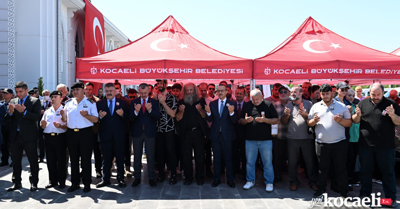Vali Yavuz, Polis Özel Harekat Ferhat Özer’in Cenaze Törenine Katıldı