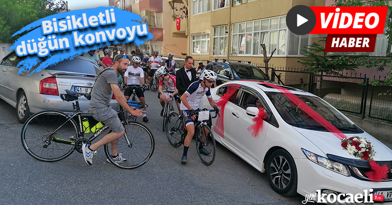 Bisikletli düğün konvoyu