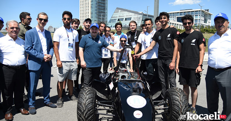 Robotaksi Binek Otonom Araç Yarışmasının Startı Sayın Bakanımız Tarafından Verildi