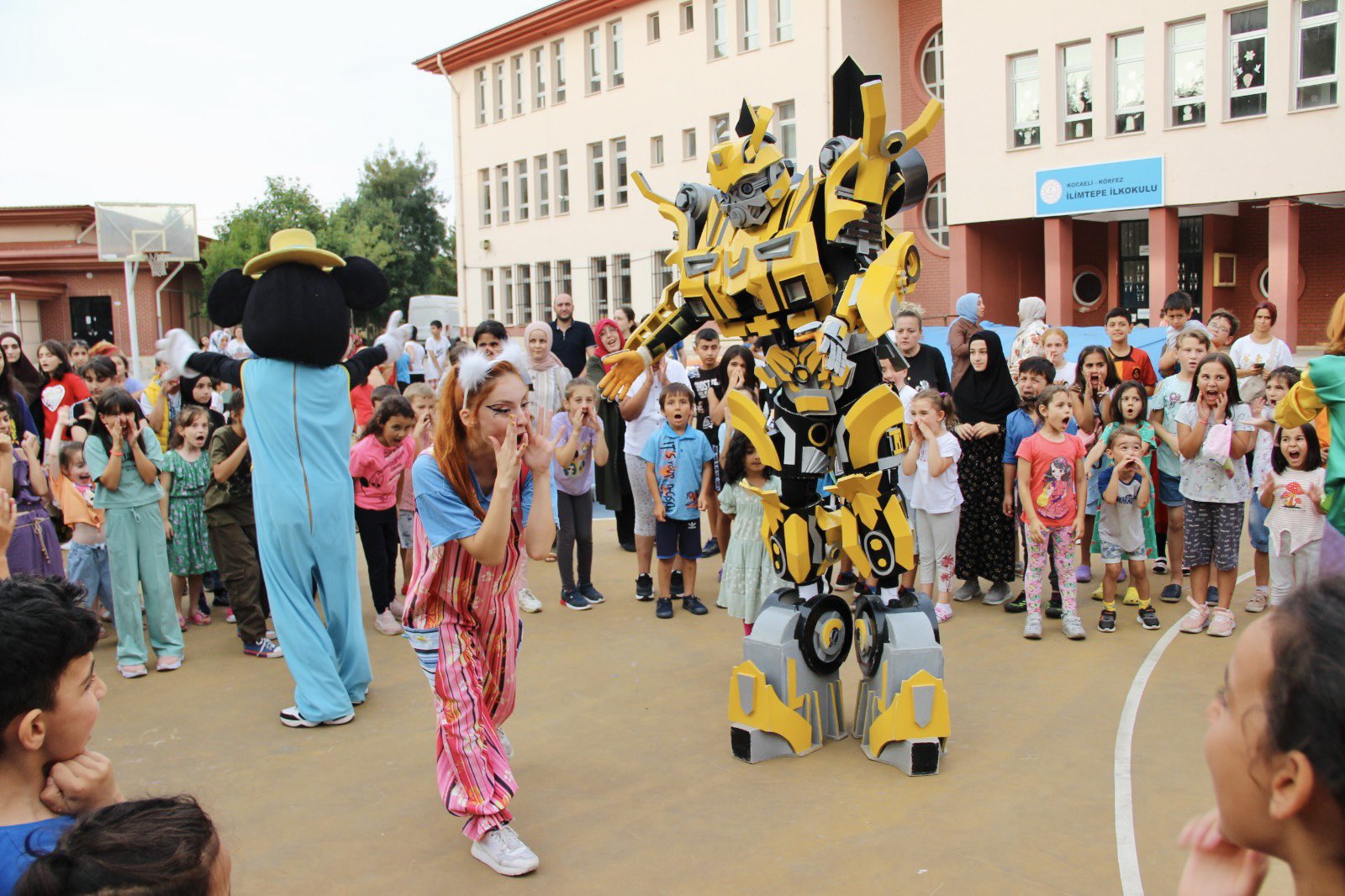 Körfezli çocuklar bu şenlikleri çok sevdi
