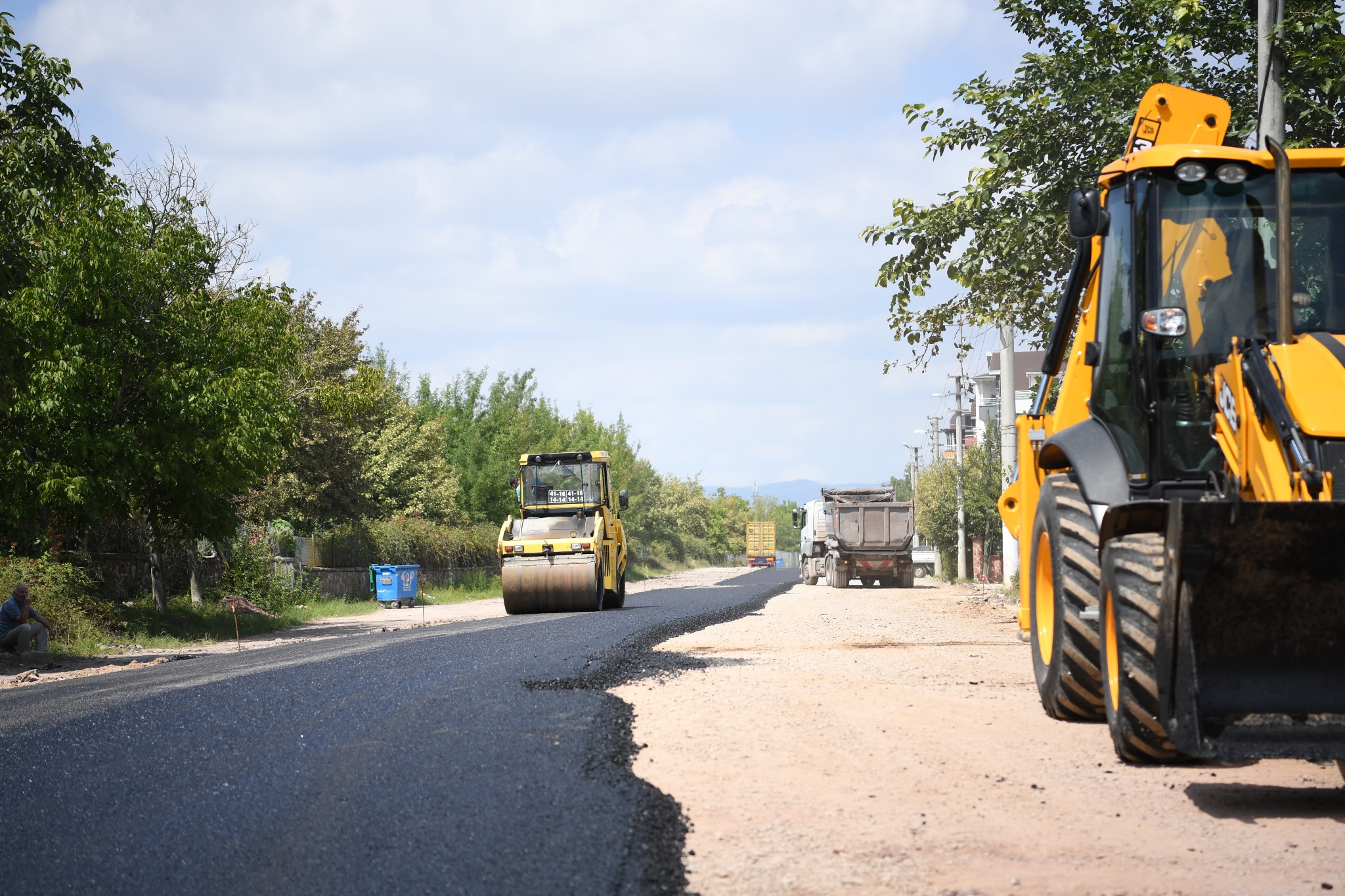 KARTEPE’DE İKİ MAHALLE BAĞLANTI YOLU YAPILDI