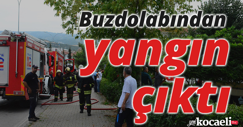 Buzdolabından yangın çıktı, mahsur kalanları itfaiye ekipleri camdan kurtardı