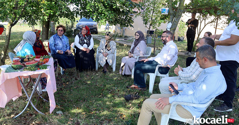 Ata tohumundan üretilen sebzelerin hasadı yapıldı