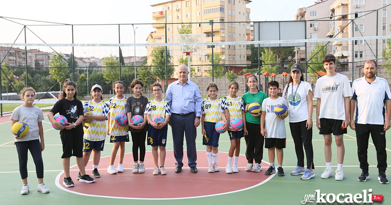 Bir yılda 11 bin 103 kişi Derincesporla buluştu