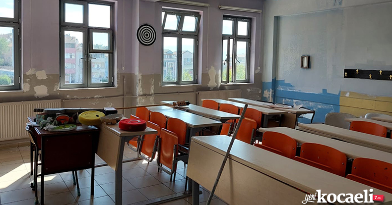 Körfez Belediyesi okulların eksikliklerini gideriyor