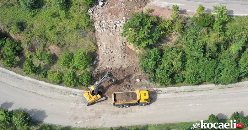 Başiskele’de Yol Çalışmalarına Devam 