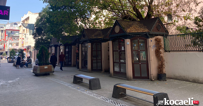 Sanat Sokağı'nda el emeği satış stantları yenileniyor