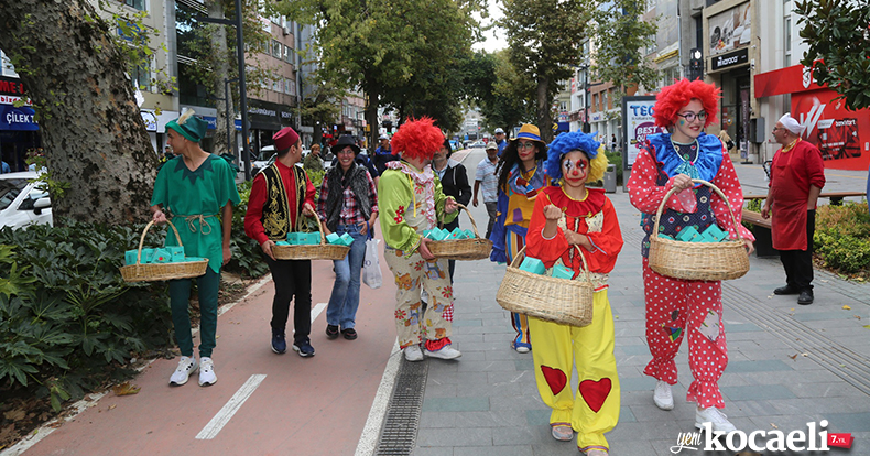 28.Yeşil İhsaniye Elma Festivali Tüm Hızıyla Devam Ediyor