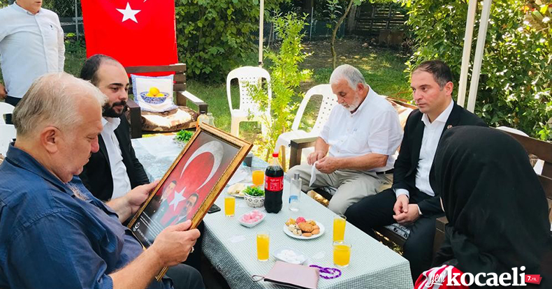 Şehit ailesini gururlandıran ziyaret