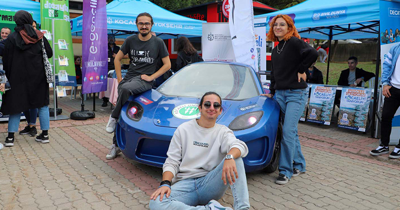 Üniversite öğrencilerine; Gelin tanış olalım