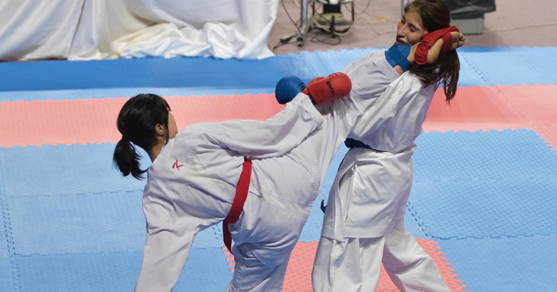 İller arası Karate Ligi Kocaeli’de nefes kesti