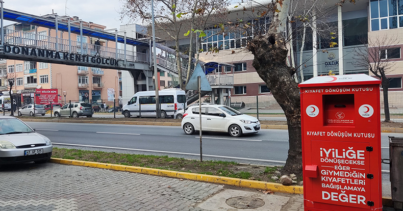 GÖLCÜK VE KIZILAY, YARDIMLAŞMA VE HAYIR İÇİN EL ELE