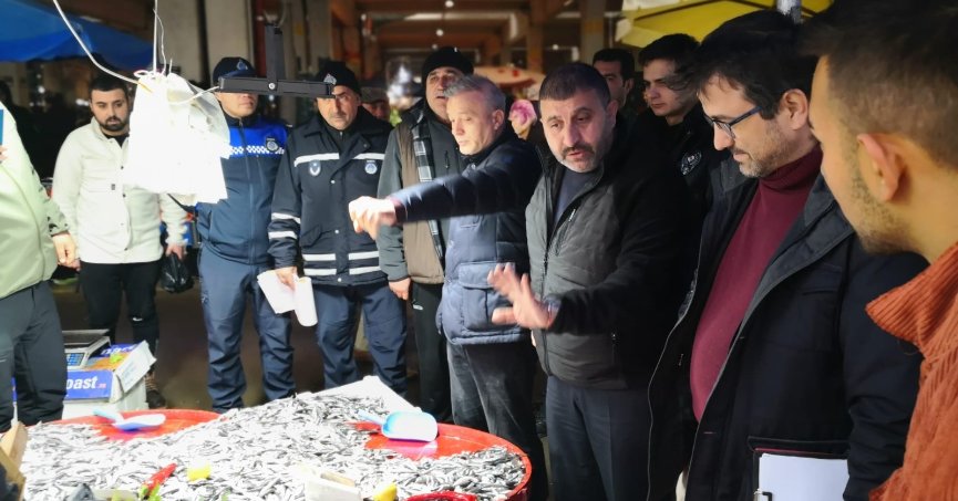 Balık tezgahları denetleniyor