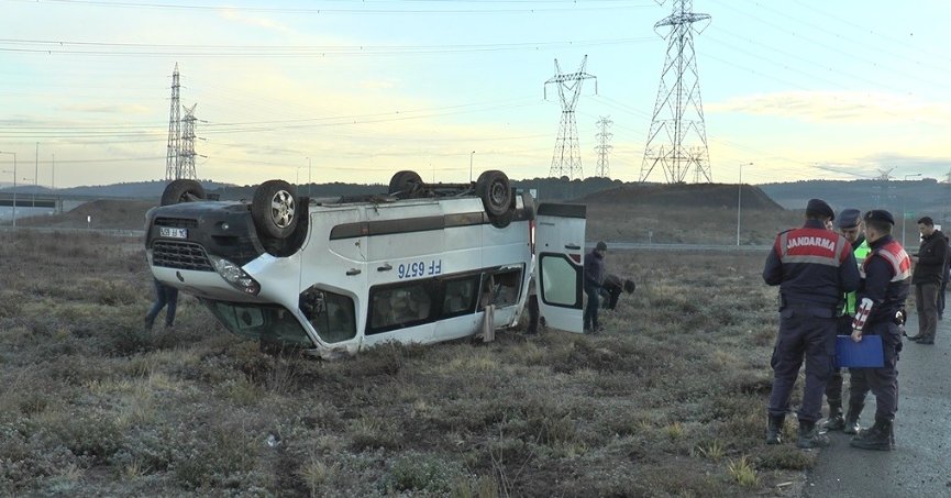 İşçi servisi takla attı: 9 yaralı