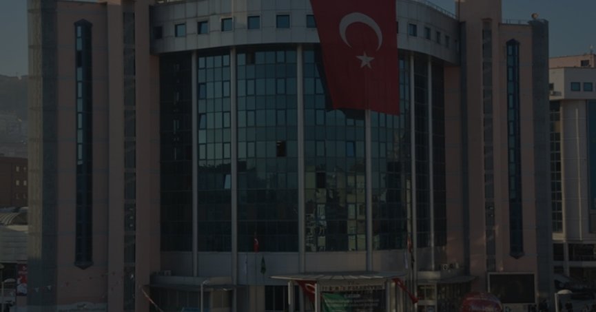 HÜRRİYET GİDERAYAK İŞTEN ÇIKARMALARA YİNE BAŞLADI!