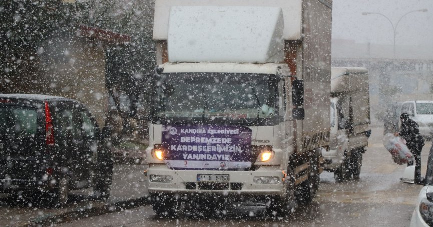 Kandıra tek yürek depremzedelere yardım için seferber oldu
