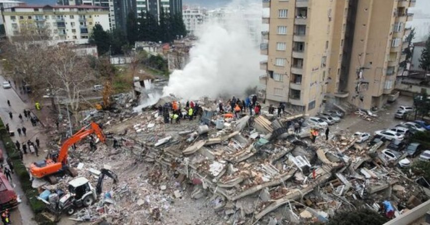  Yüzyılın en büyük depremi 3 bin 419 kişi hayatını kaybetti