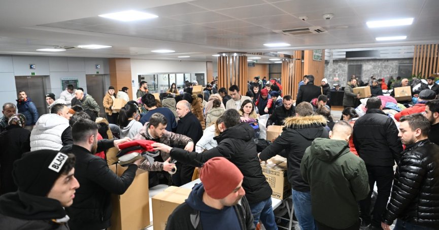 KARTEPE TEK YÜREK OLDU