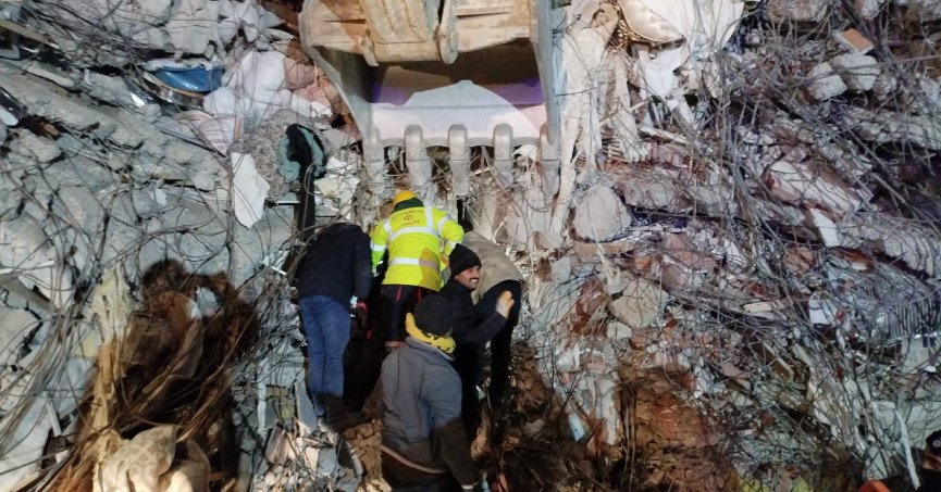 Büyükşehir ekipleri mucizelere şahitlik ediyor   