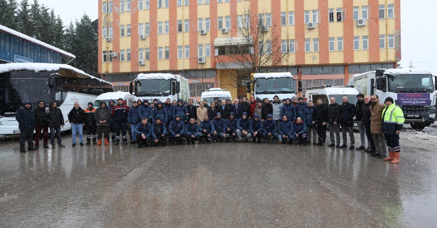 Derince’den 36 Kişilik Ekip Yola Çıktı