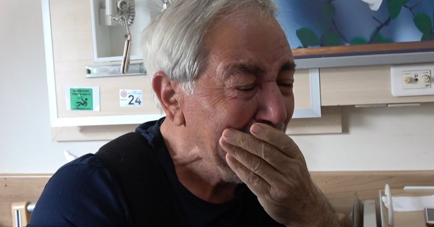 Depremden yaralı kurtuldu, tedaviye alındığı hastanede gözyaşlarına boğuldu