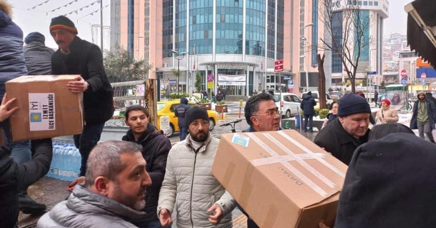 İYİ Parti depremzedeler için çalışıyor