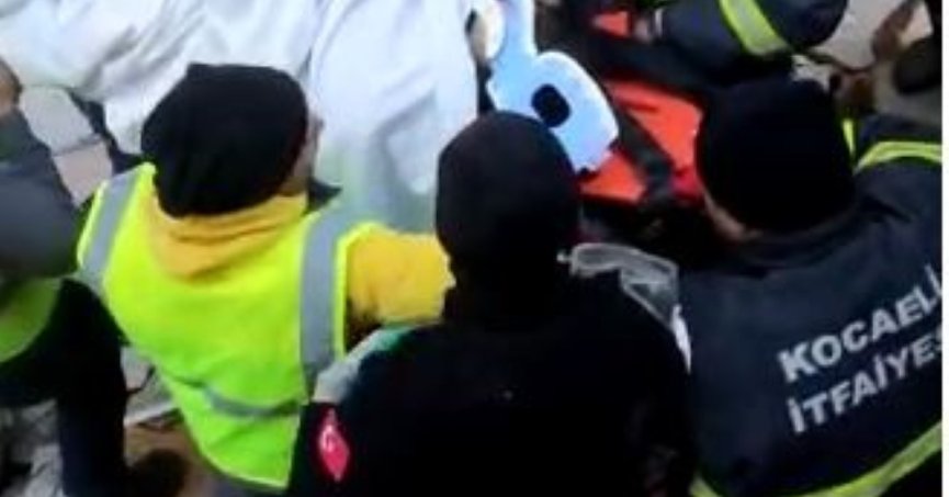 Kocaeli itfaiyesi 62 depremzedeyi enkaz altından çıkardı