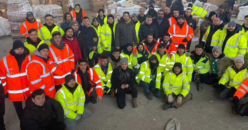 Gün birlik günü, el ele verme, yaraları sarma, seferbelik günü.