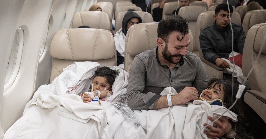 Cumhurbaşkanlığı uçakları depremzedeler için seferber