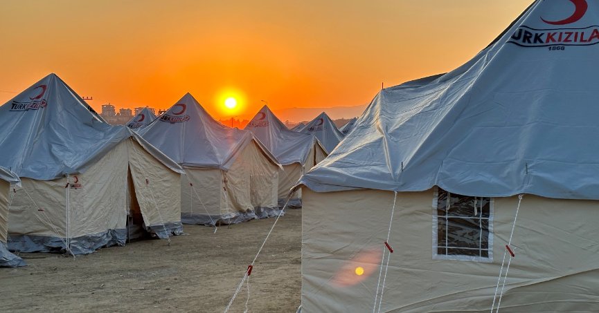 Hatay Defne’ye çadır kent kurtulmaya başlandı