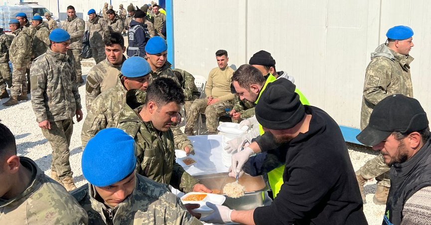 Başiskele Belediyesi Hatay’da Yaraları Sarıyor
