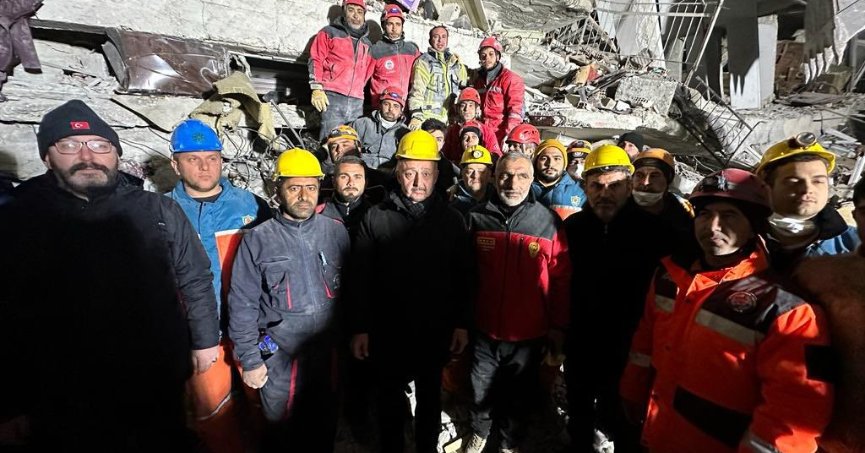 Kocaeli'nin kahraman ekibi 82 kişiyi enkazdan kurtardı