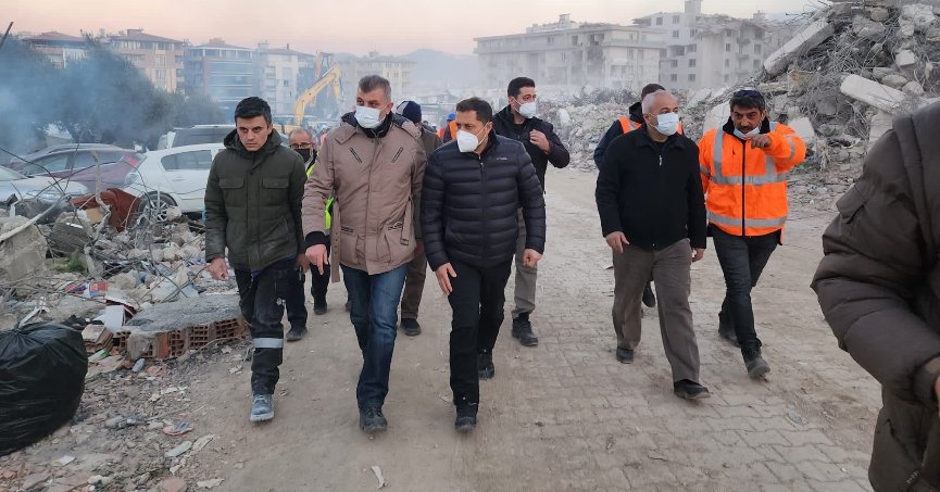 Gölcük Belediyesi Hatay'da yaraları sarıyor