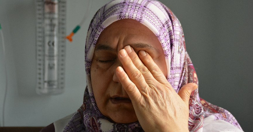 Annemin toprağa gömüldüğünü bile göremedim