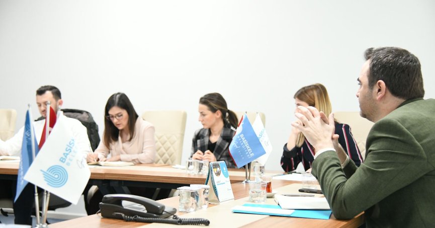  Başkan Özlü: “Tüm Gücümüzle Depremzede Kardeşlerimizin Yanındayız”