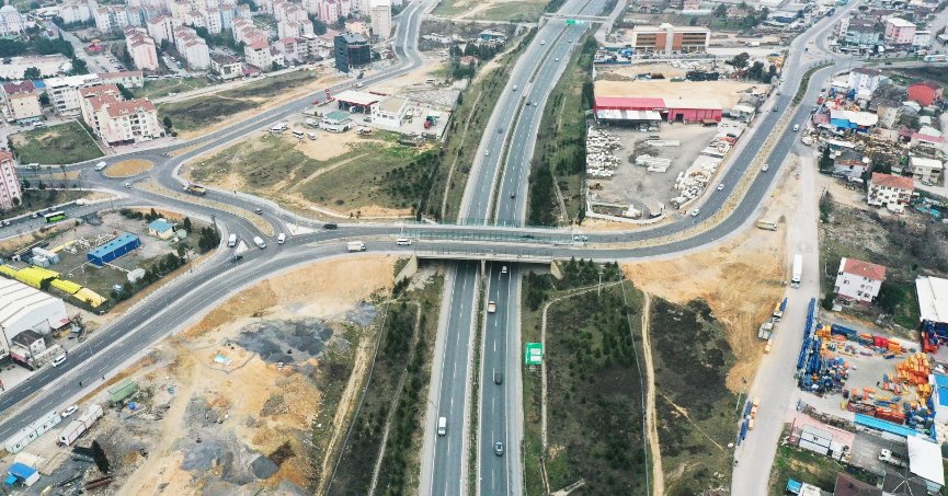 Kocaeli Büyükşehir, Turgut Özal'daki trafik sorununa neşter vurdu