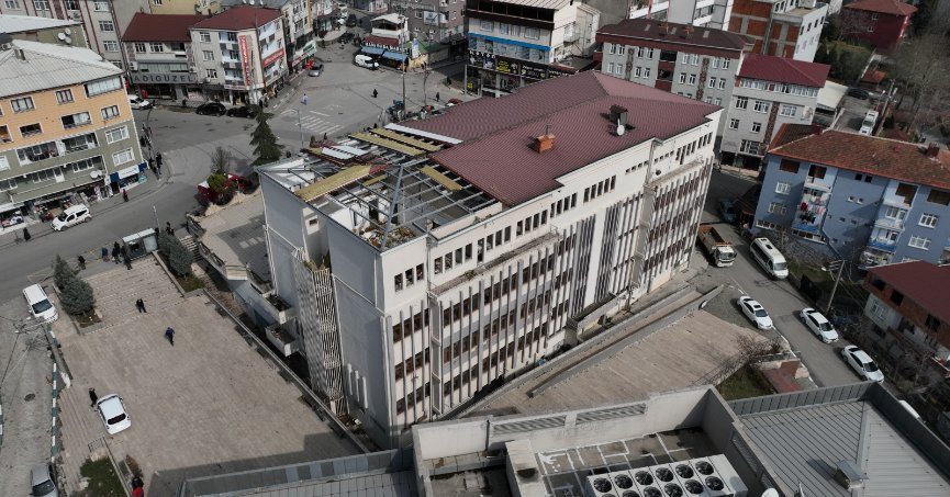 Dilovası Belediye binası yıkılıyor 