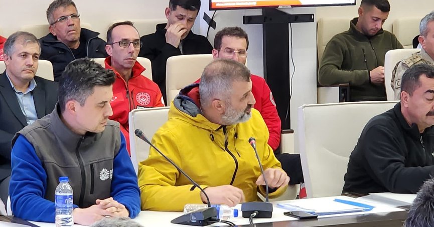 BAŞKAN SEZER, BAKANLARA HATAY'DAKİ ÇALIŞMALAR HAKKINDA BİLGİ VERDİ