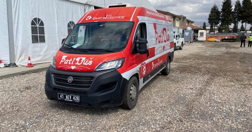 Gezici muayene aracı deprem bölgesine gönderildi