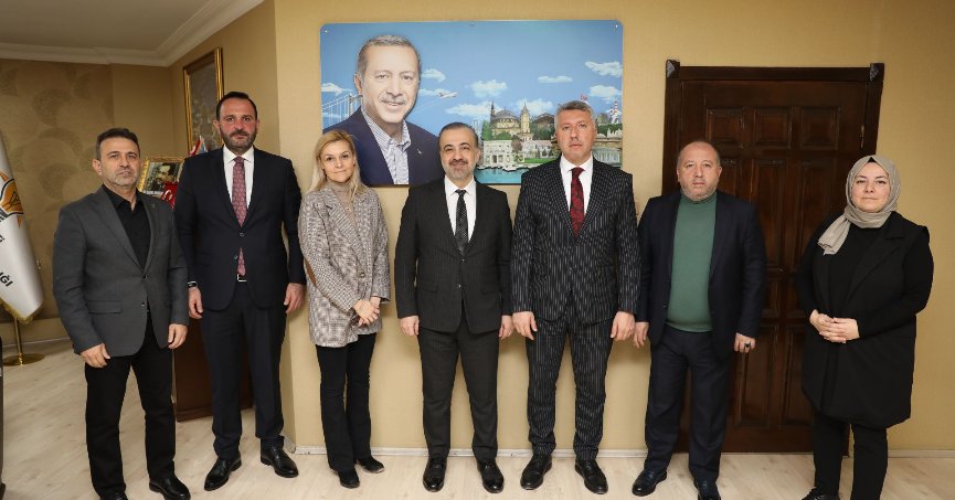 AK Parti, çok hızlı: Başvuru komisyonu hemen belirlendi