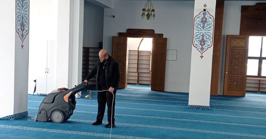 GÖLCÜK’TEKİ CAMİLER RAMAZAN AYINA PIRIL PIRIL GİRİYOR