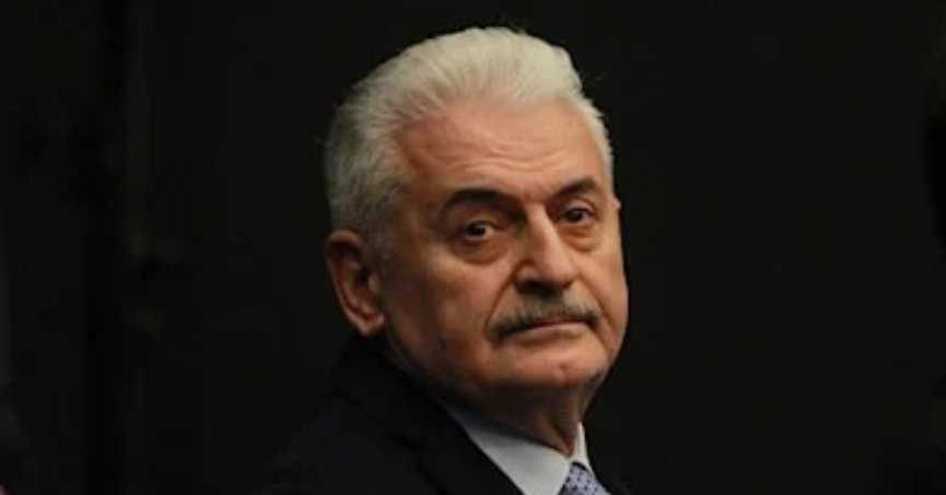 Binali Yıldırım'ın annesi hayatını kaybetti