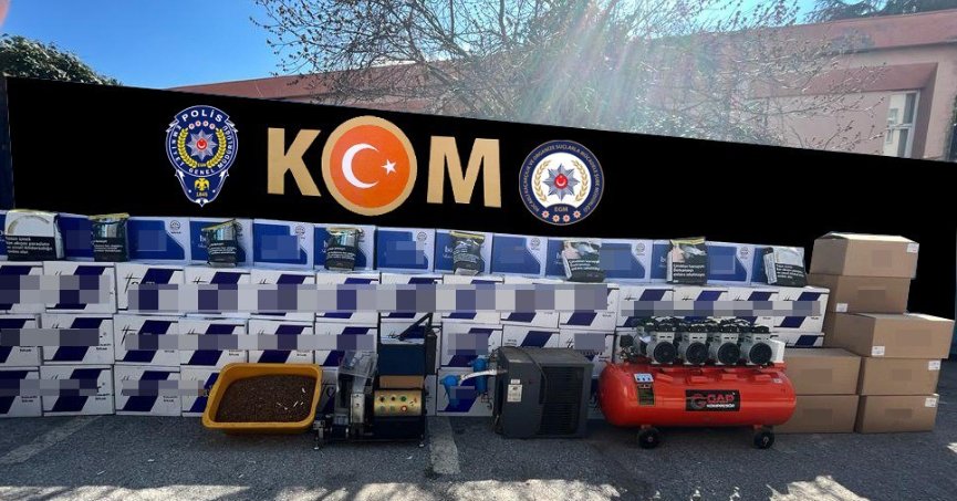 Kocaeli'de 9 adrese polis operasyonu: Milyonlarca makaron ele geçirildi